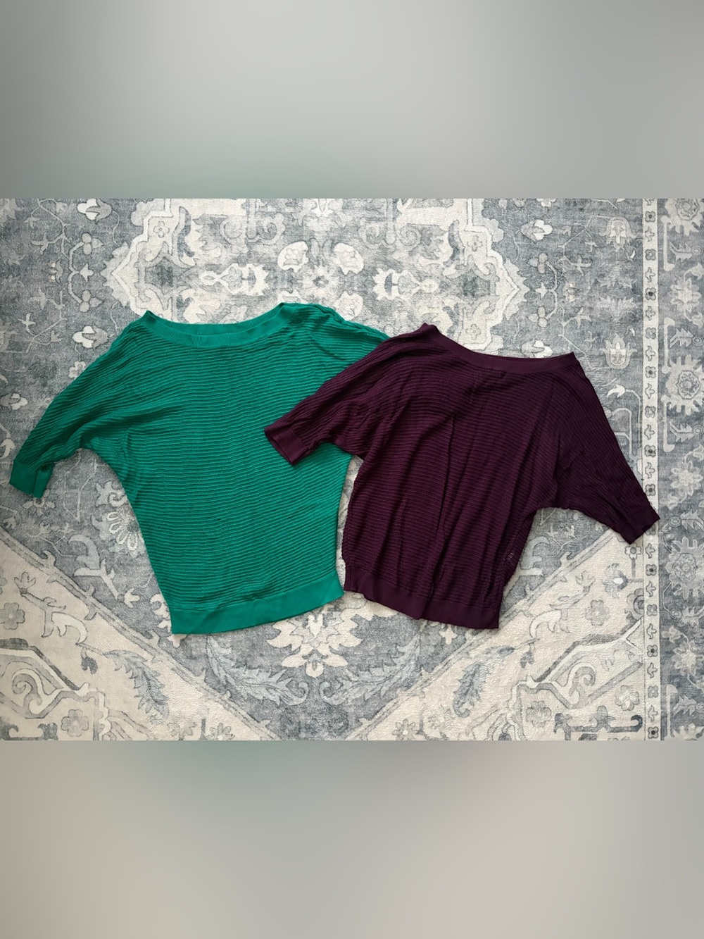 Set of 2 Express Sweaters - XS